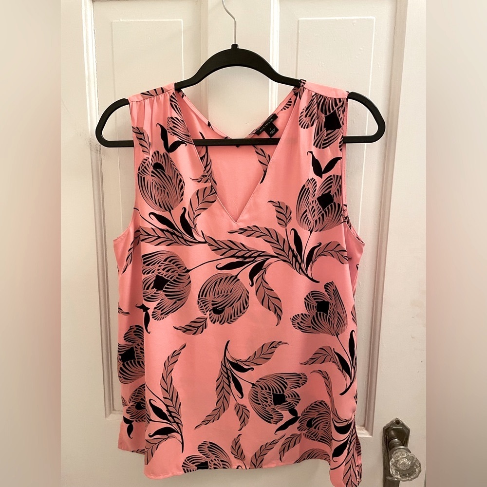 Ann Taylor Floral Sleeveless Blouse